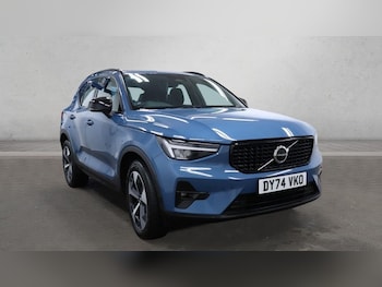 2024 (74) - 2.0 B3P Plus Dark 5dr Auto