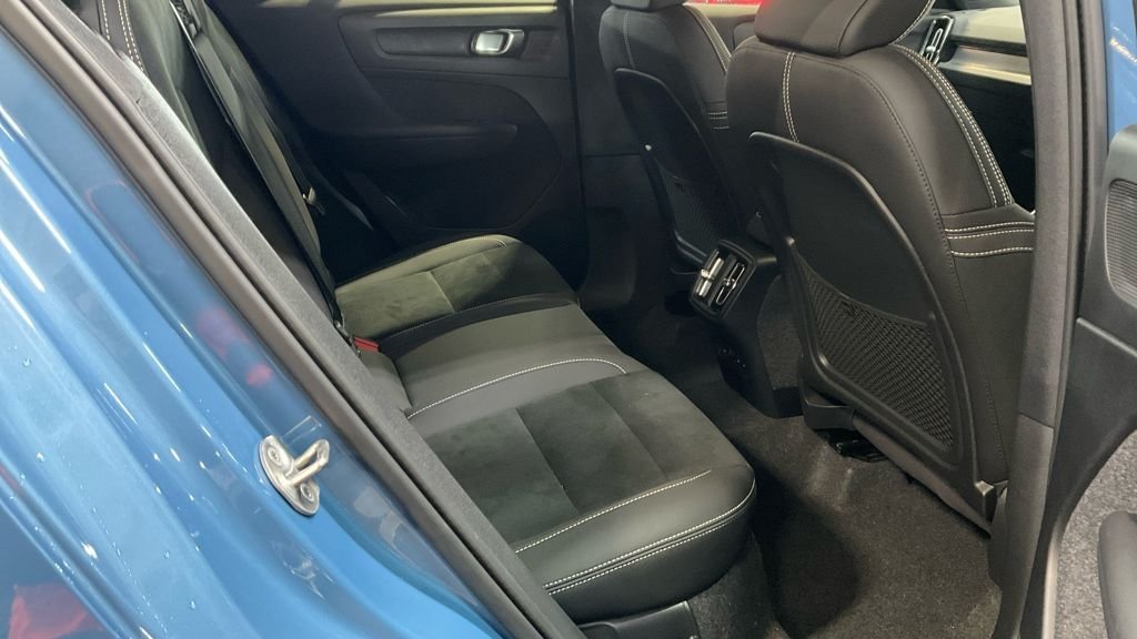 Used Volvo XC40 2024 for sale - 77547422: Photo 8