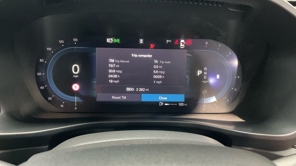 Used Volvo XC40 2024 for sale - 77547422: Photo 9