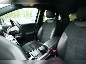 Used Mercedes-Benz GLA 2023 for sale - 79245500: Photo