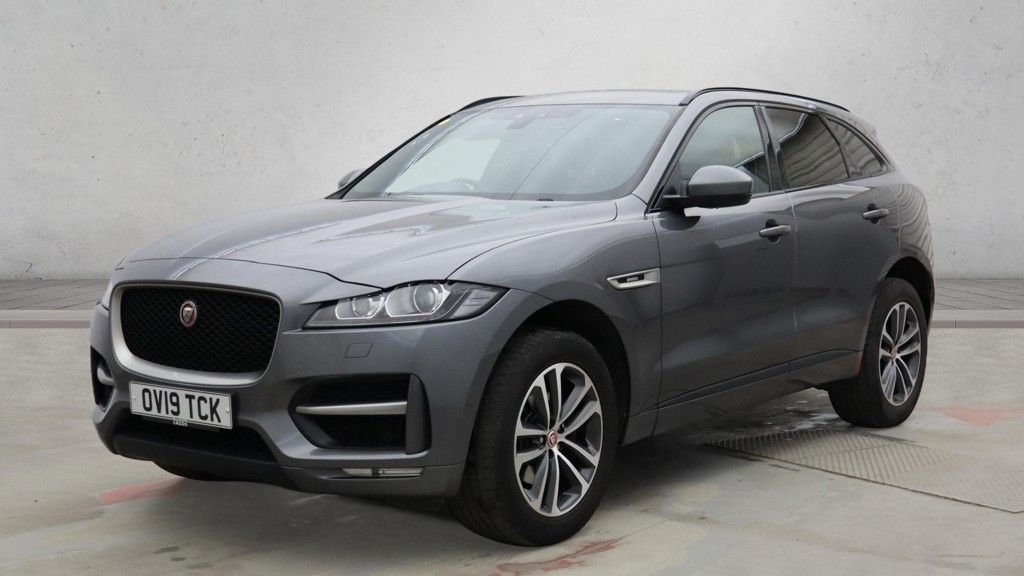 Used Jaguar F-Pace 2019 for sale - 77547416: Photo 4