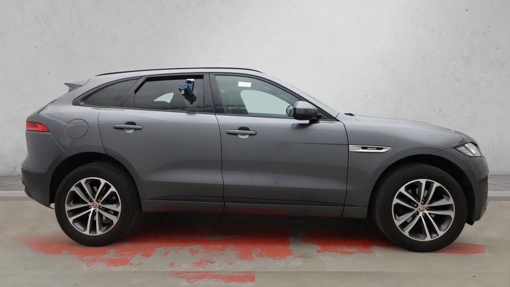 Used Jaguar F-Pace 2019 for sale - 77547416: Photo 5