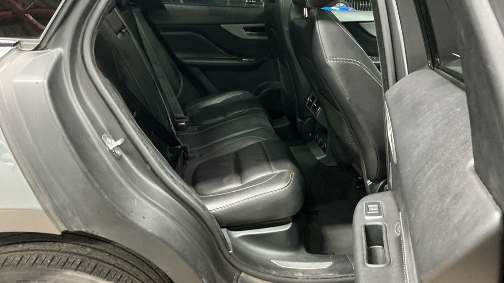 Used Jaguar F-Pace 2019 for sale - 77547416: Photo 8