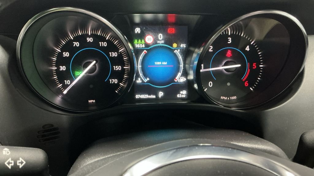 Used Jaguar F-Pace 2019 for sale - 77547416: Photo 9