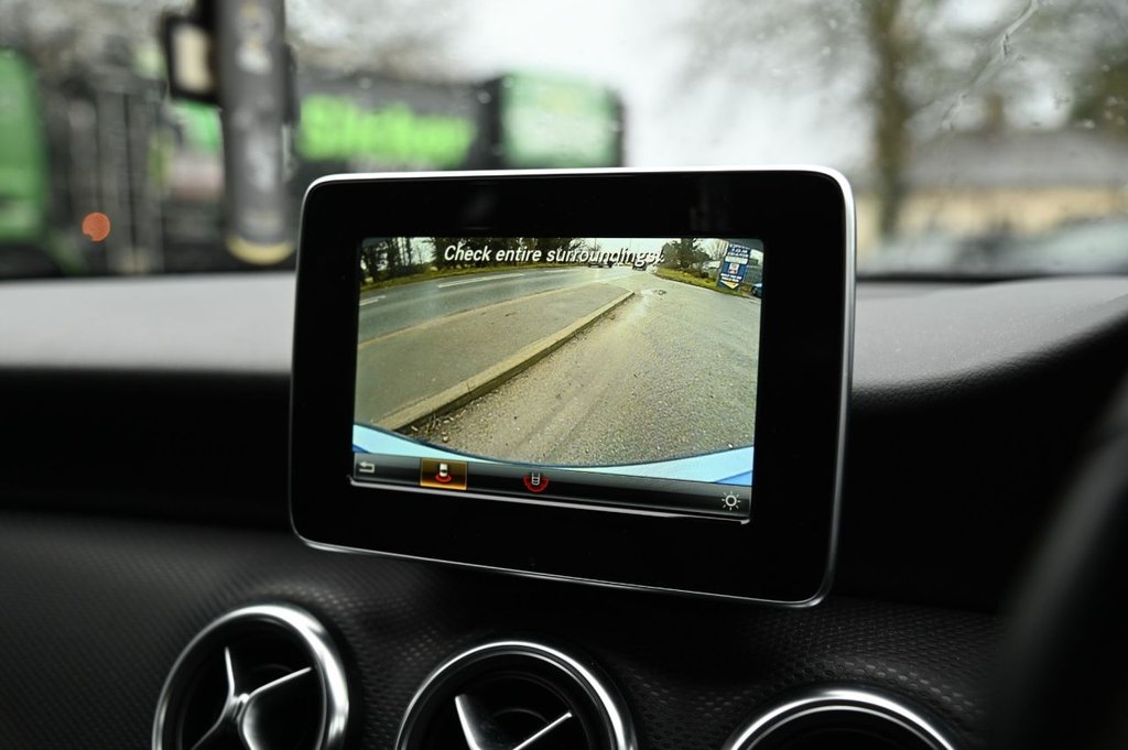 Used Mercedes-Benz A-Class 2015 for sale - 76950096: Photo 6