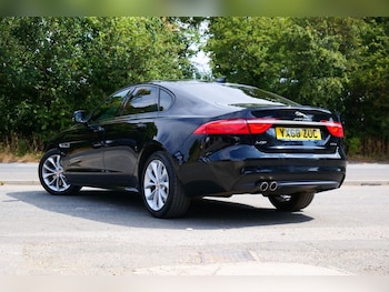 Used Jaguar XF 2018 for sale - 79220944: Photo