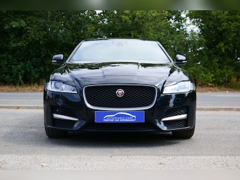 Used Jaguar XF 2018 for sale - 79220944: Photo