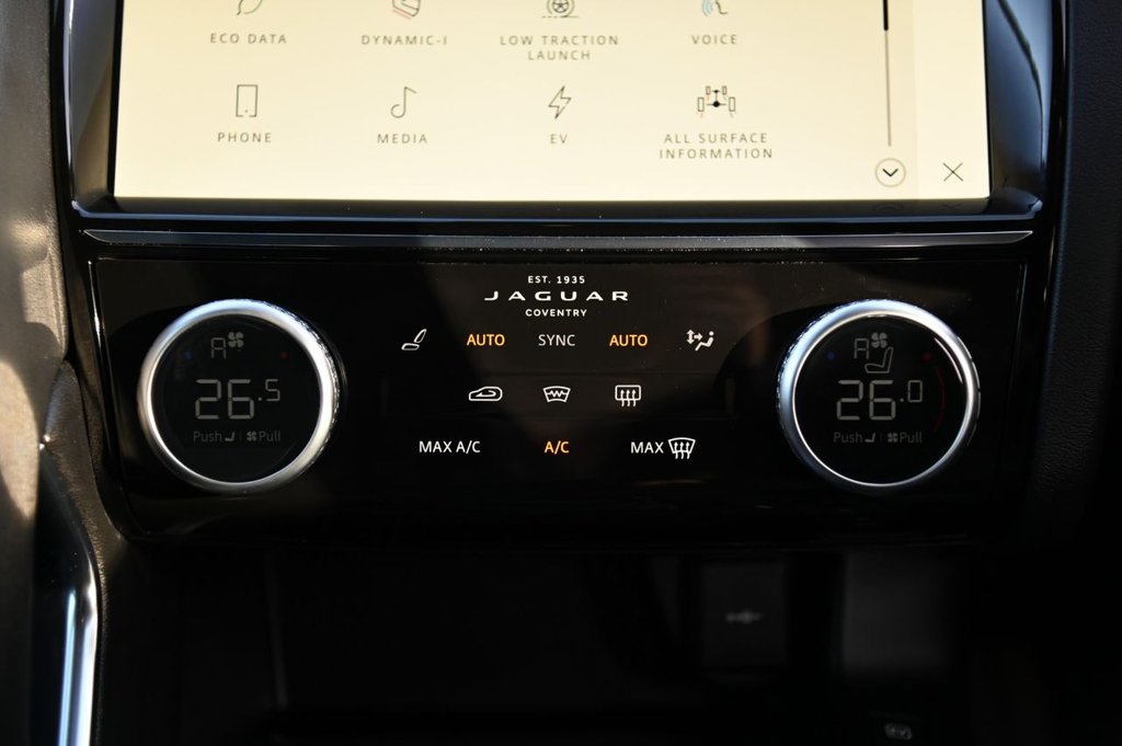 Used Jaguar E-Pace 2022 for sale - 76923885: Photo 19