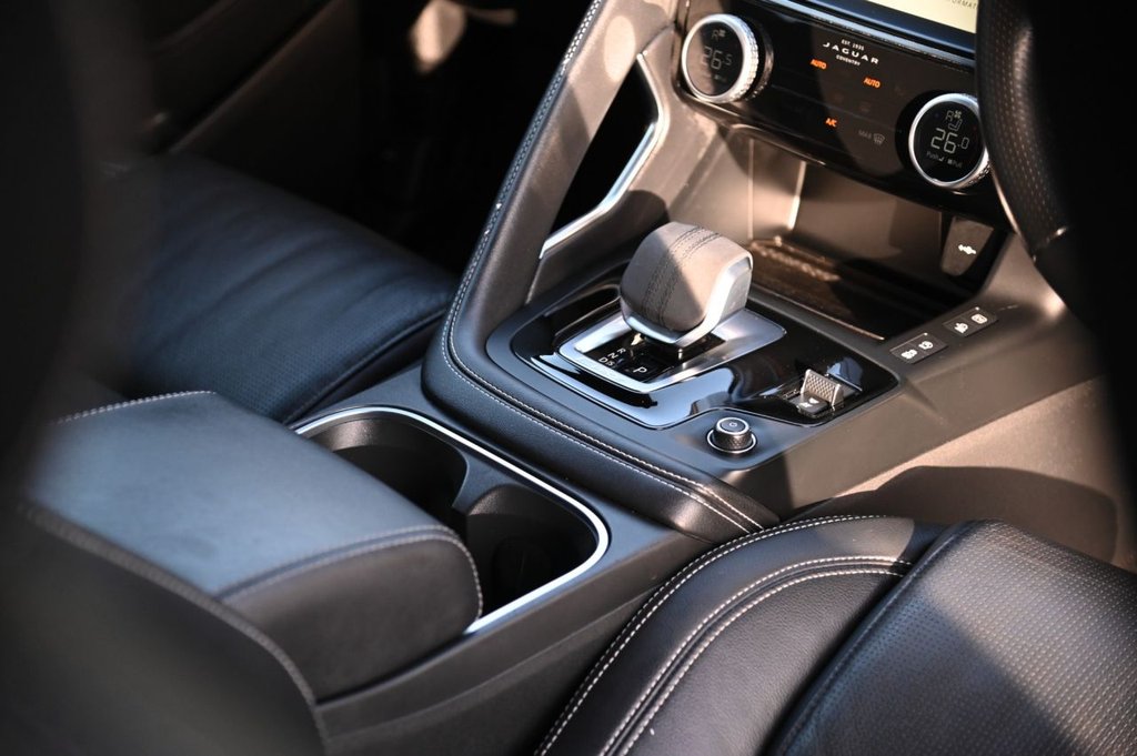 Used Jaguar E-Pace 2022 for sale - 76923885: Photo 23