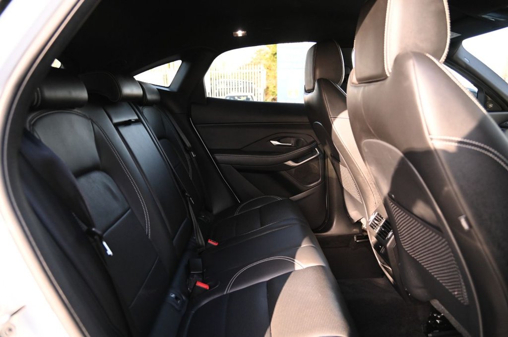 Used Jaguar E-Pace 2022 for sale - 76923885: Photo 34