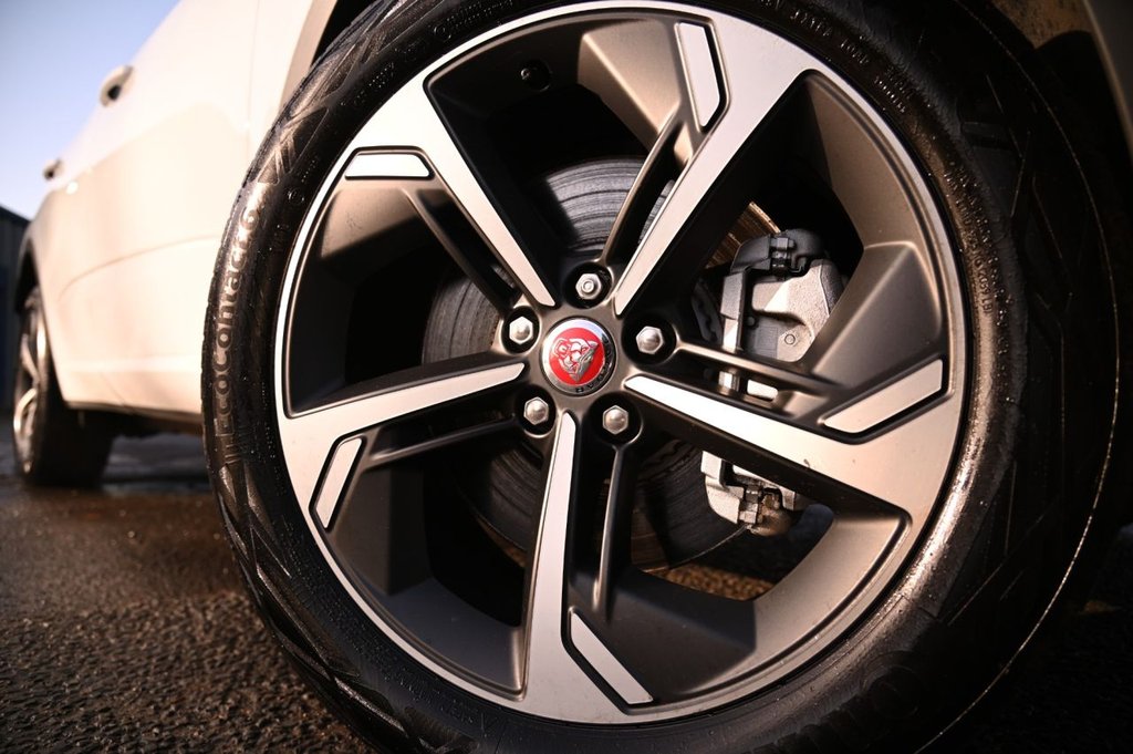 Used Jaguar E-Pace 2022 for sale - 76923885: Photo 42