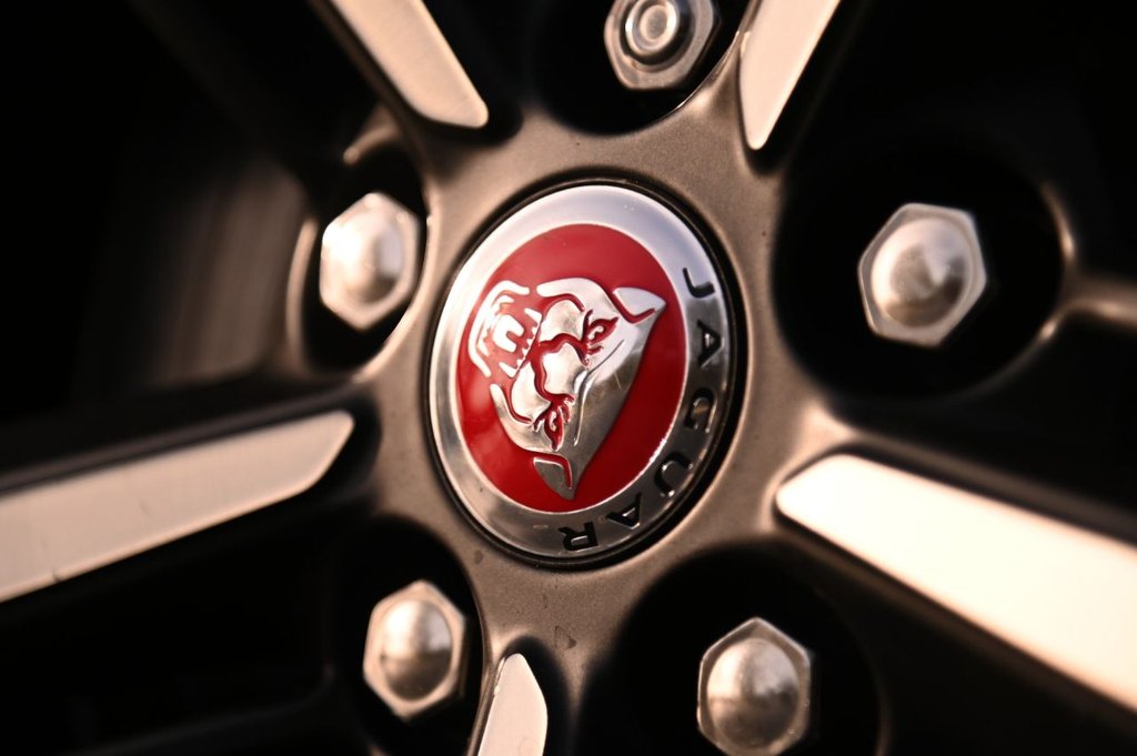 Used Jaguar E-Pace 2022 for sale - 76923885: Photo 43