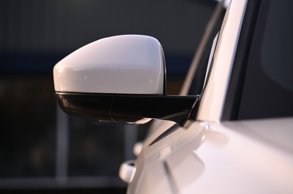 Used Jaguar E-Pace 2022 for sale - 76923885: Photo 44