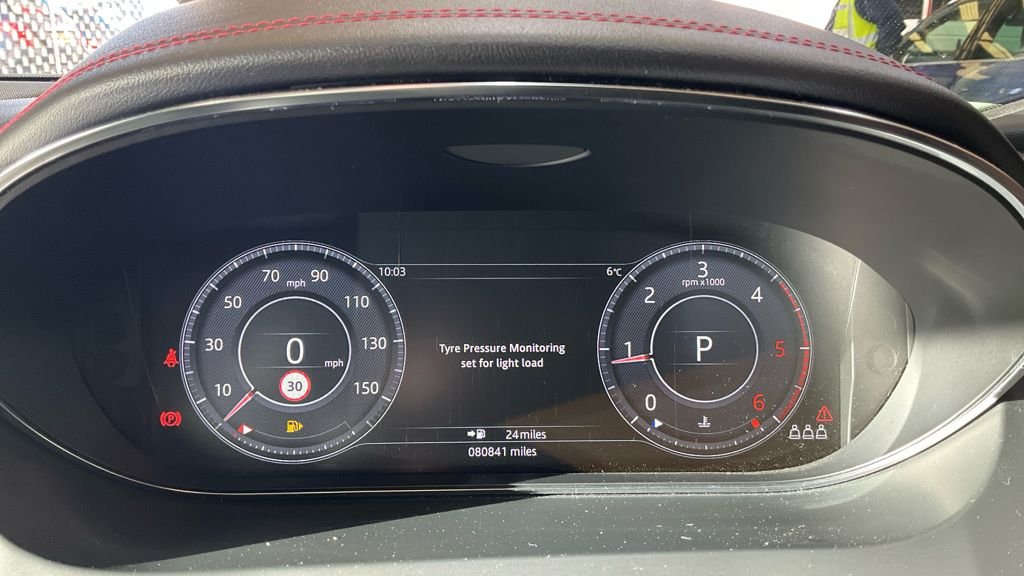 Used Jaguar E-Pace 2019 for sale - 76406469: Photo 6