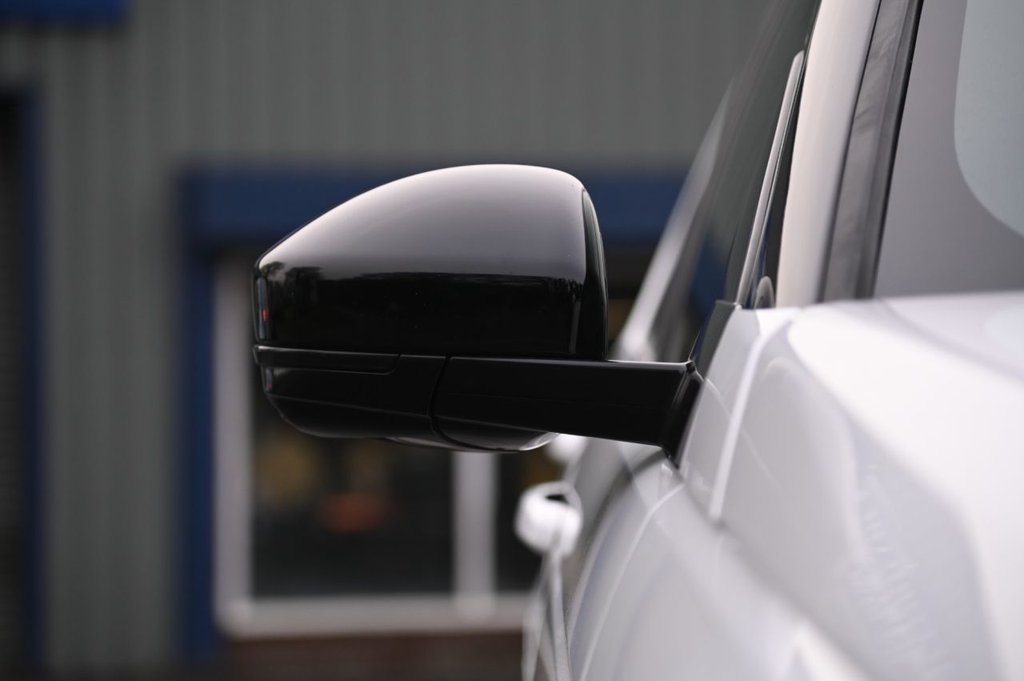 Used Land Rover Discovery Sport 2021 for sale - 76654988: Photo 43