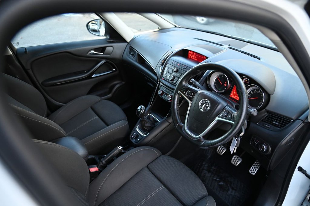 Used Vauxhall Zafira 2015 for sale - 76962495: Photo 28