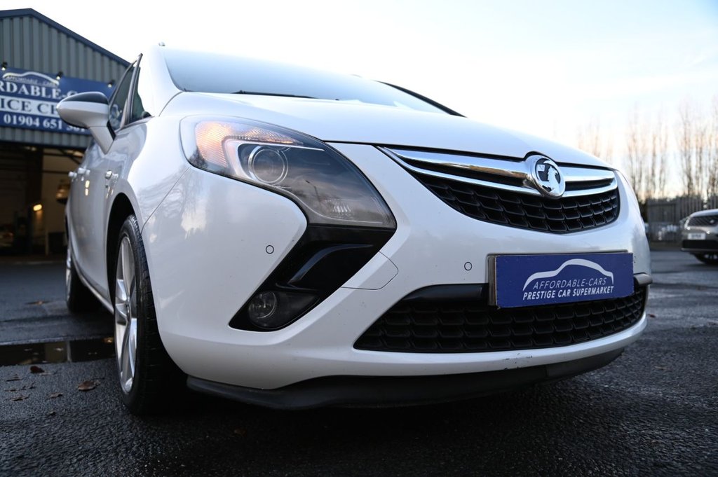 Used Vauxhall Zafira 2015 for sale - 76962495: Photo 38