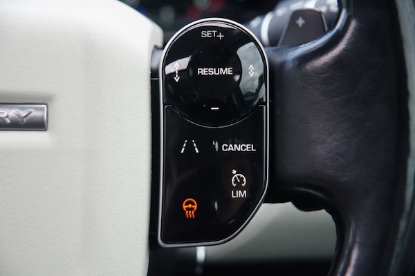 Used Land Rover Discovery 2018 for sale - 75444464: Photo 12