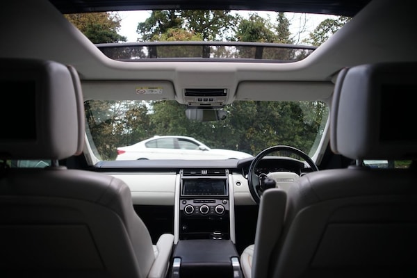 Used Land Rover Discovery 2018 for sale - 75444464: Photo 16