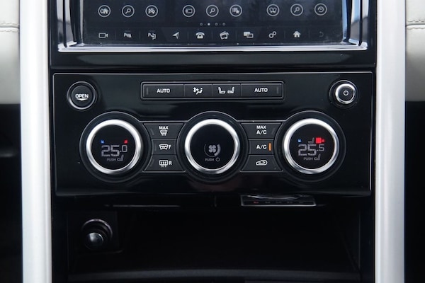 Used Land Rover Discovery 2018 for sale - 75444464: Photo 21