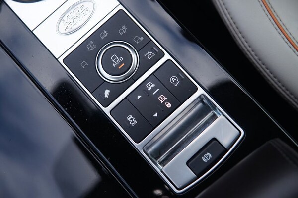 Used Land Rover Discovery 2018 for sale - 75444464: Photo 24