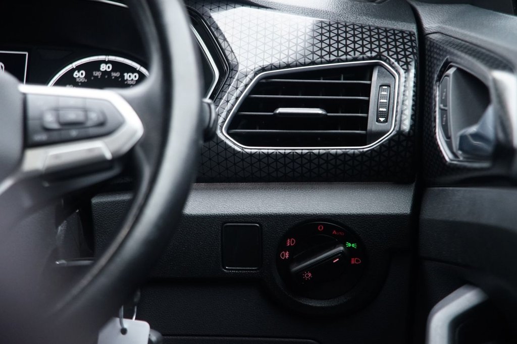 Used Volkswagen T-Cross 2020 for sale - 76132802: Photo 15