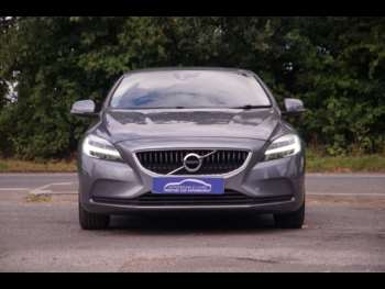 Used Volvo V40 2018 for sale - 75171017: Photo