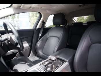 Used Jaguar XE 2018 for sale - 74997615: Photo