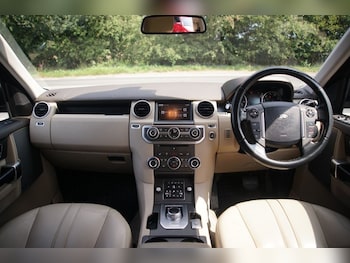 Used Land Rover Discovery 4 2015 for sale - 75410889: Photo