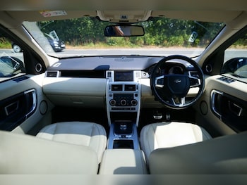 Used Land Rover Discovery Sport 2015 for sale - 79196694: Photo