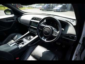 Used Jaguar F-Pace 2020 for sale - 74721625: Photo