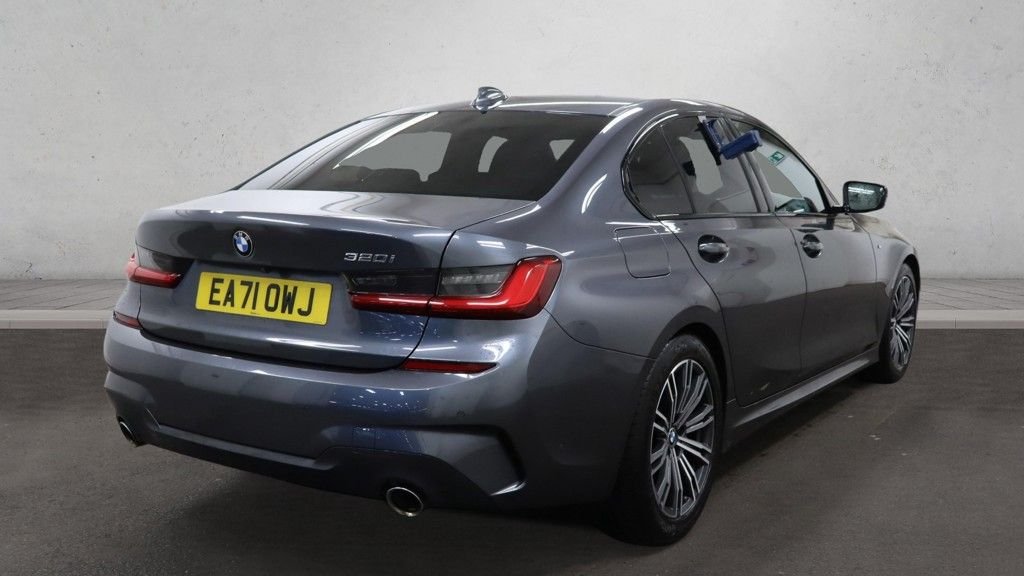 Used BMW 3 Series 2021 for sale - 77276043: Photo 2