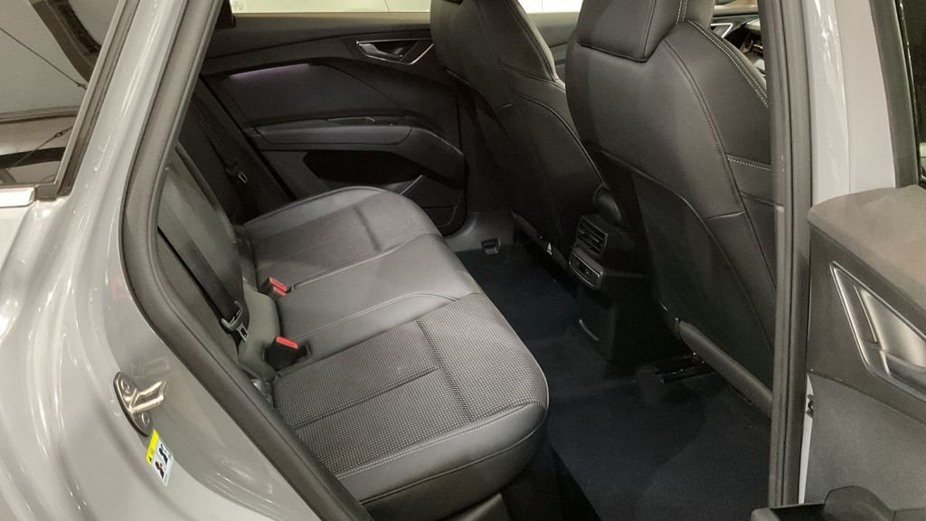 Used Audi Q4 e-tron 2021 for sale - 76962691: Photo 9