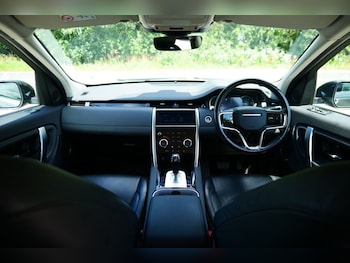 Used Land Rover Discovery Sport 2021 for sale - 78964189: Photo