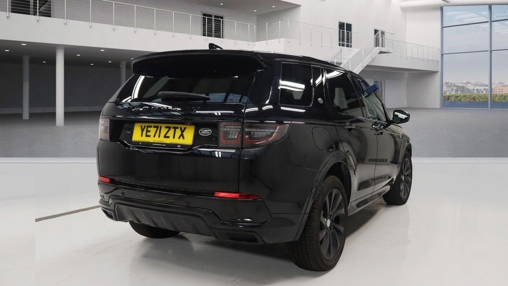 Used Land Rover Discovery Sport 2021 for sale - 76430136: Photo 2