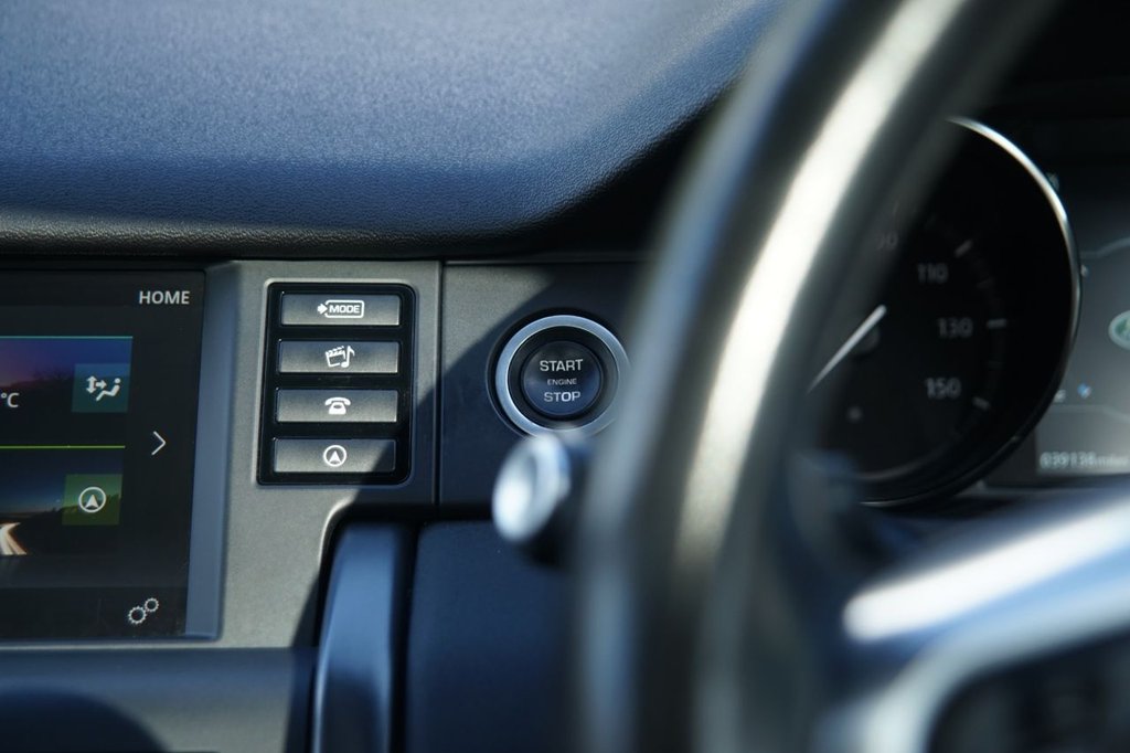 Used Land Rover Discovery Sport 2018 for sale - 76356168: Photo 15