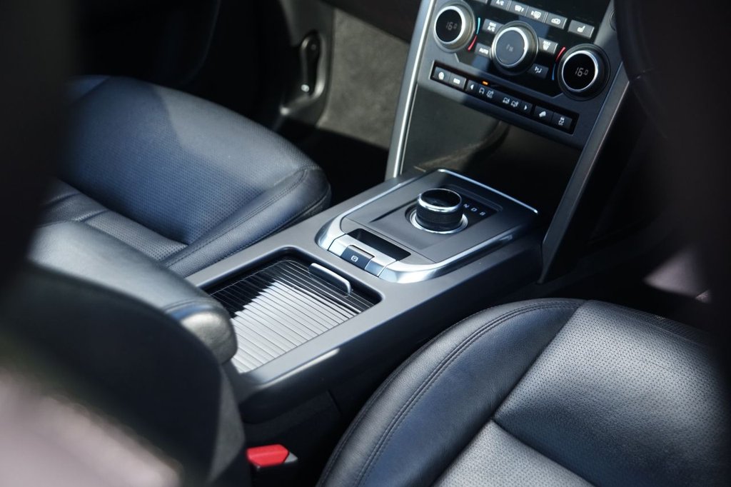 Used Land Rover Discovery Sport 2018 for sale - 76356168: Photo 21