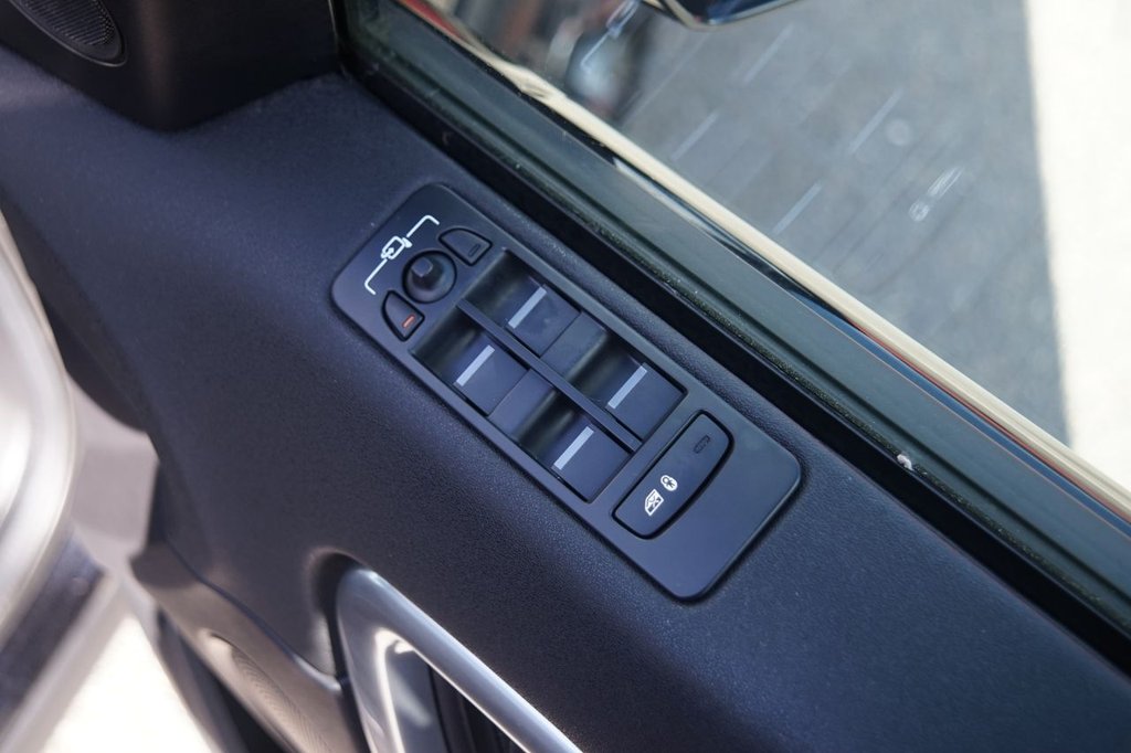 Used Land Rover Discovery Sport 2018 for sale - 76356168: Photo 26