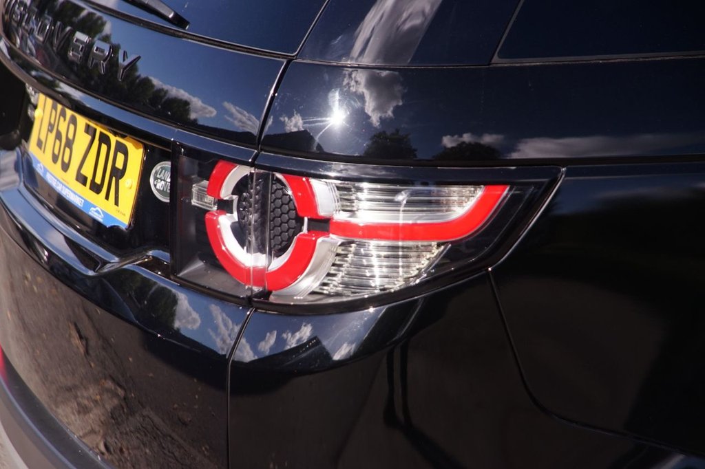 Used Land Rover Discovery Sport 2018 for sale - 76356168: Photo 43