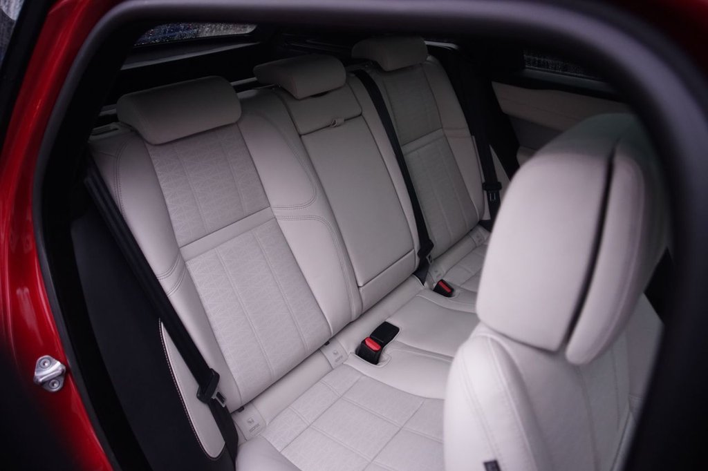 Used Land Rover Range Rover Velar 2020 for sale - 76429833: Photo 32