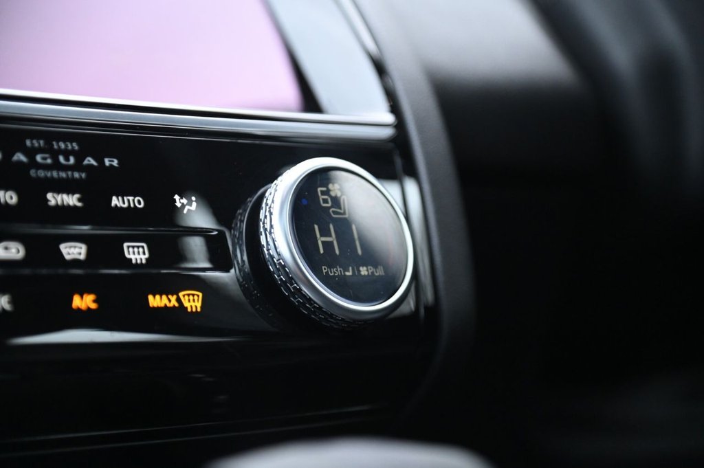 Used Jaguar E-Pace 2021 for sale - 77110936: Photo 23