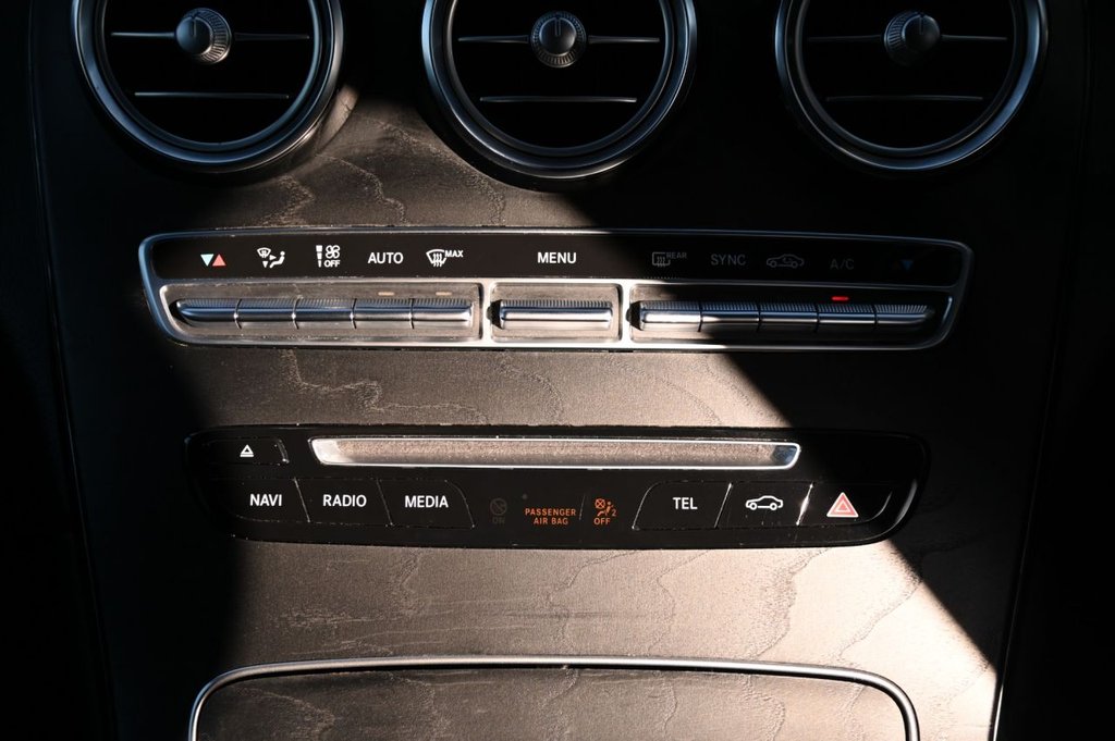 Used Mercedes-Benz GLC 2018 for sale - 77276107: Photo 18