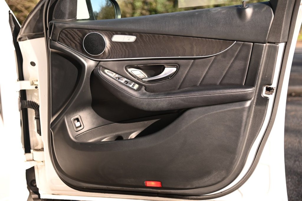 Used Mercedes-Benz GLC 2018 for sale - 77276107: Photo 26