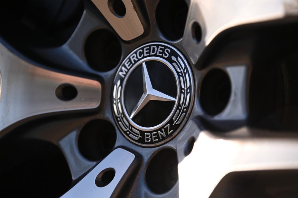 Used Mercedes-Benz GLC 2018 for sale - 77276107: Photo 38