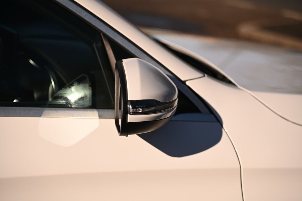 Used Mercedes-Benz GLC 2018 for sale - 77276107: Photo 40