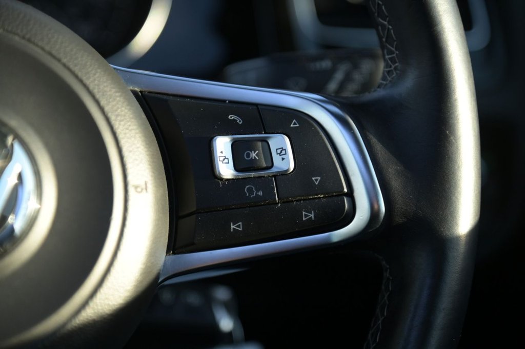 Used Volkswagen Golf 2016 for sale - 76236109: Photo 12