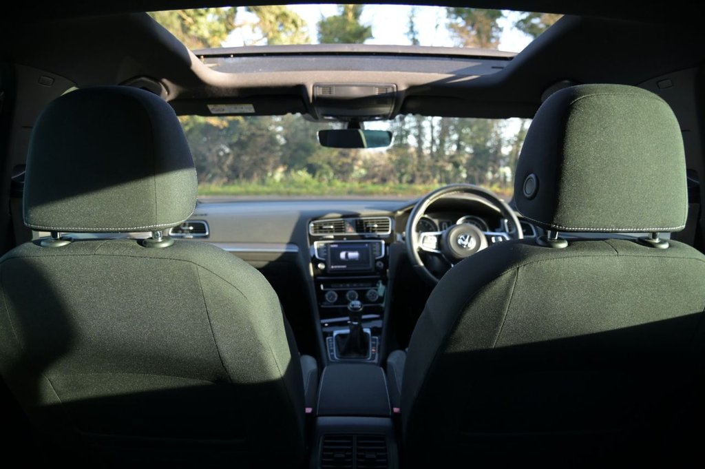 Used Volkswagen Golf 2016 for sale - 76236109: Photo 16