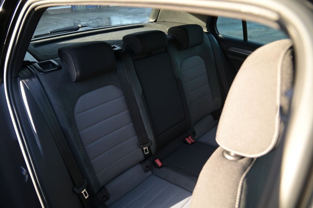 Used Volkswagen Golf 2016 for sale - 76236109: Photo 31