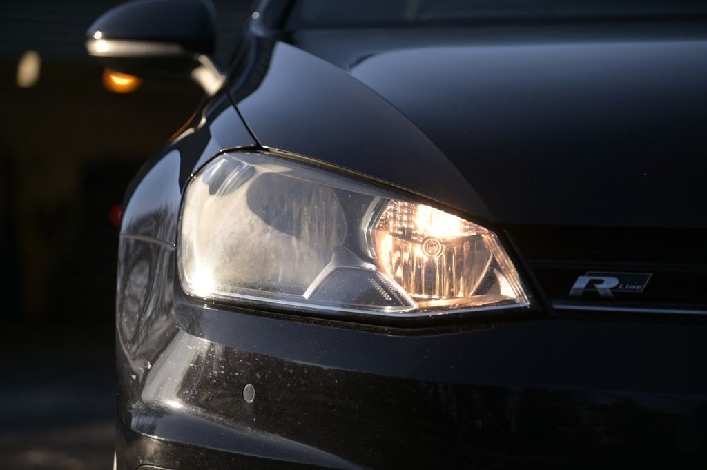 Used Volkswagen Golf 2016 for sale - 76236109: Photo 35