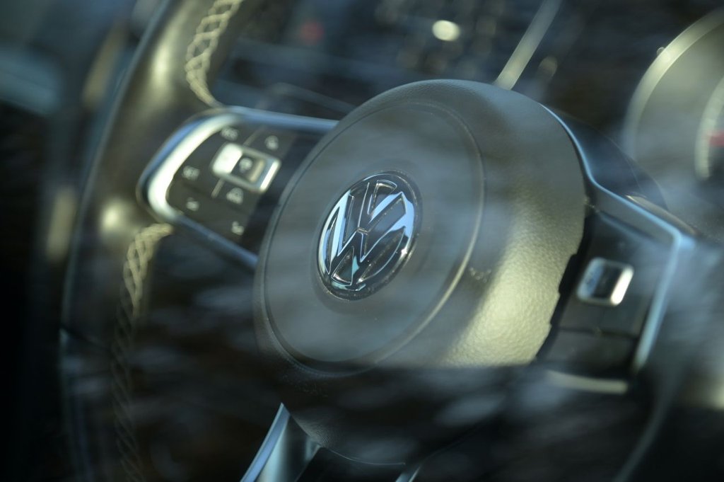 Used Volkswagen Golf 2016 for sale - 76236109: Photo 8